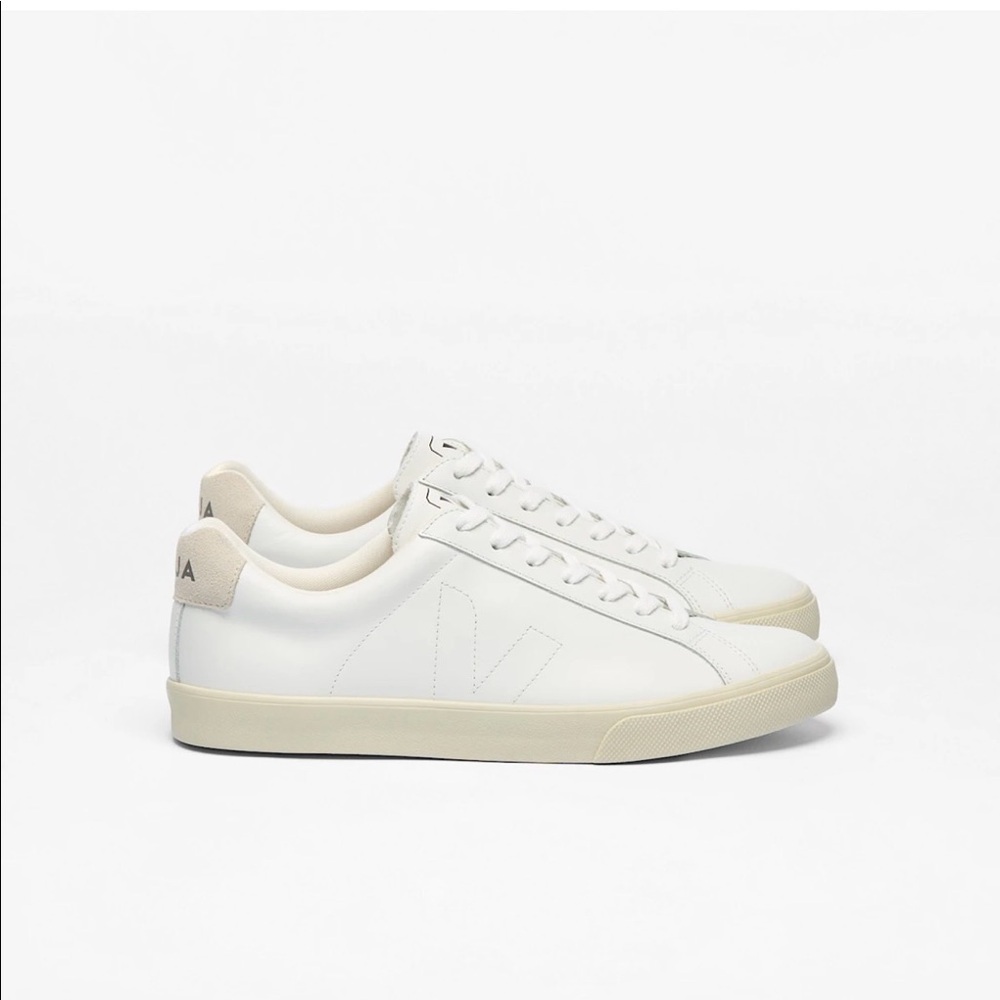 Veja Esplar Leather Sneaker